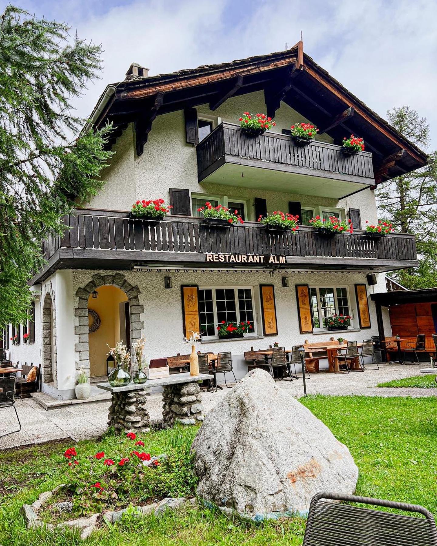 Chalet Alm เซอร์แมท ภายนอก รูปภาพ